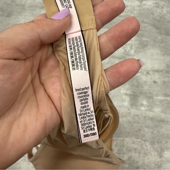 Victorias Secret Lined Perfect Coverage Beige Bra Size 36D - Picture 3 of 3